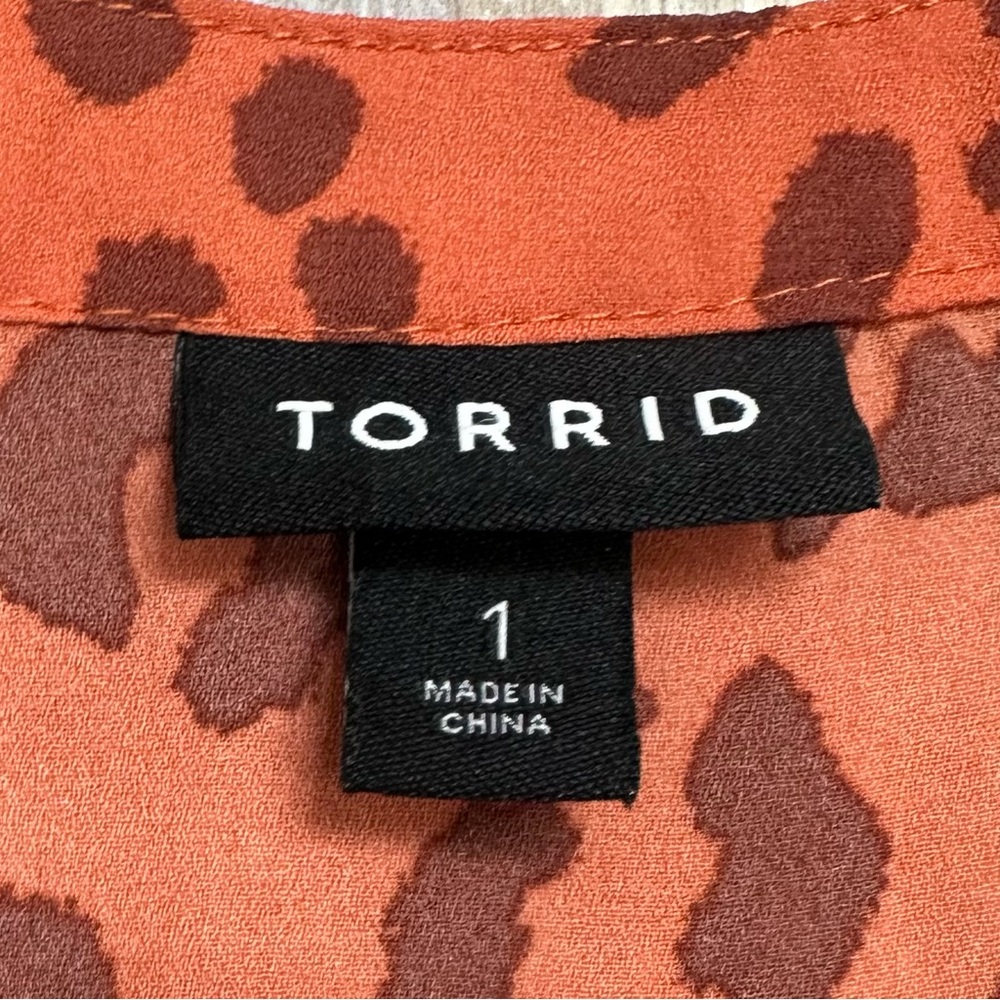 Torrid Orange Leopard Print Blouse - Picture 4 of 9